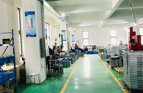 新冠肺炎疫情下,钣金外壳厂家如何生存?